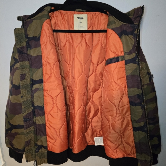 Vans Off The Wall Kilroy Hooded MTE Bomber Camo Jacket Mens size L - Picture 10 of 13